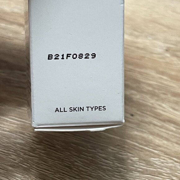 Dr. Brandt BNIB Triple Antioxidant Hydrating Vitamin C Green Tea Eye Cream .5oz - Picture 8 of 9